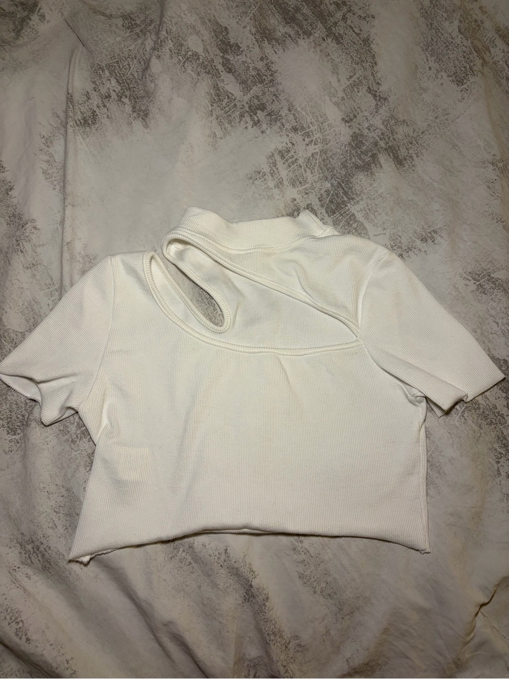 SOLADO White Ribbed Cutout Mock Neck Crop Top - Picture 5 of 7